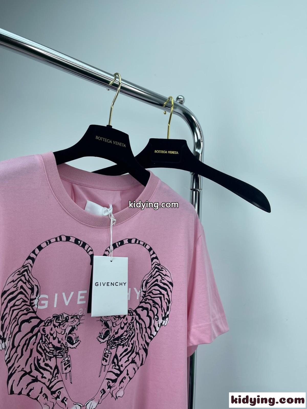 人気 着回し 相性抜群 ゆったり クルーネック プリント ジバンシィ Tシャツ コピー 春夏 カジュアル おしゃれ トップス-2