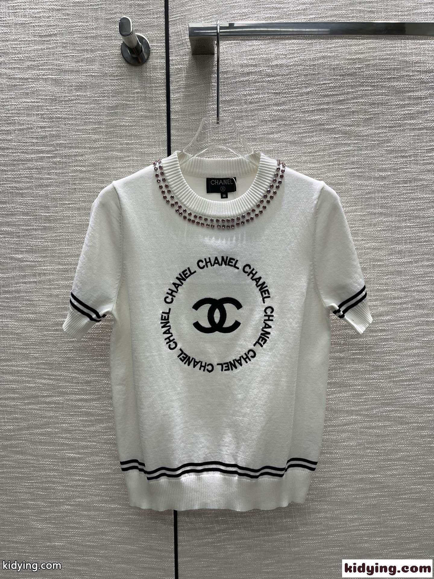 柔らかい 快適 フェミニン クルーネック ロゴ シャネル tシャツ コピー レディース 春夏 半袖 カットソー-0