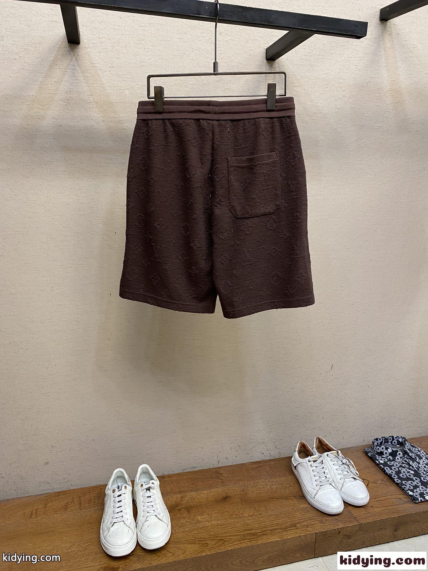 カジュアル 快適 モノグラム ルイ・ヴィトン パンツ コピー ショートパンツ ブラウン-2