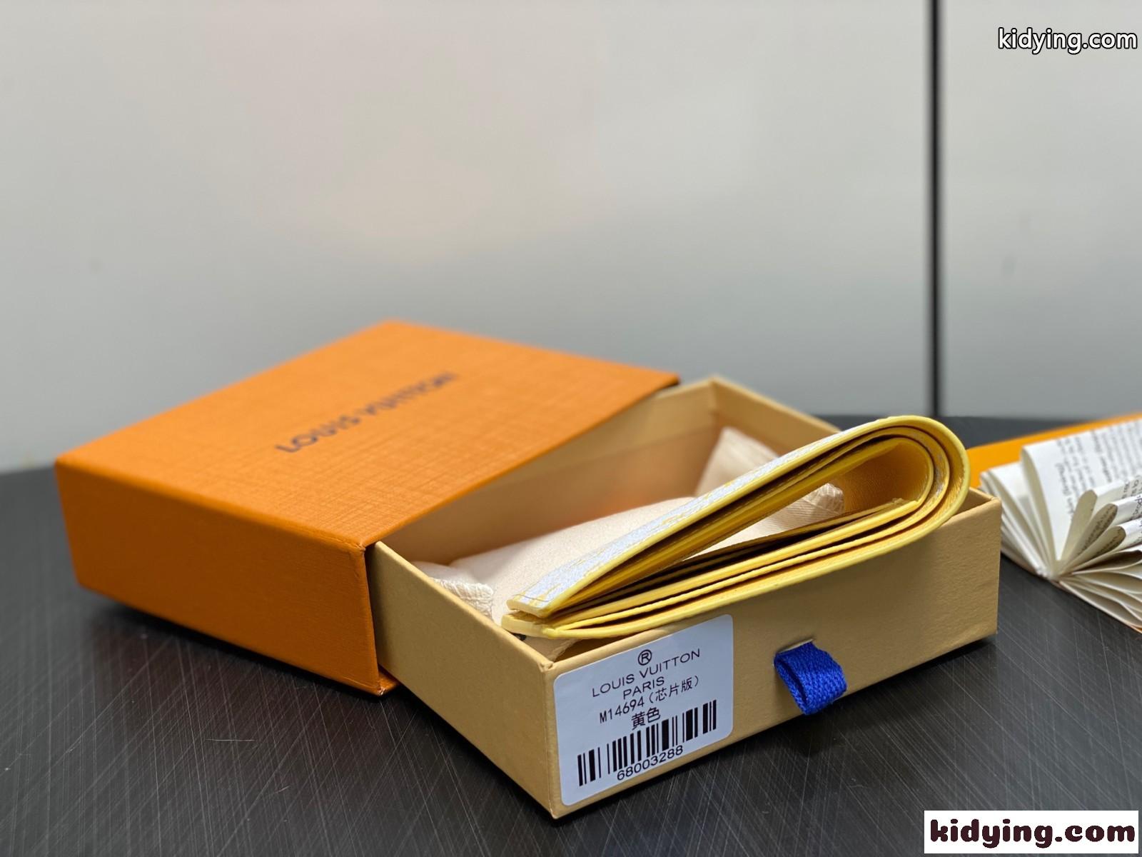 M14694 ポルトフォイユ･ミュルティプル ルイヴィトン スーパーコピー 二つ折り財布-0