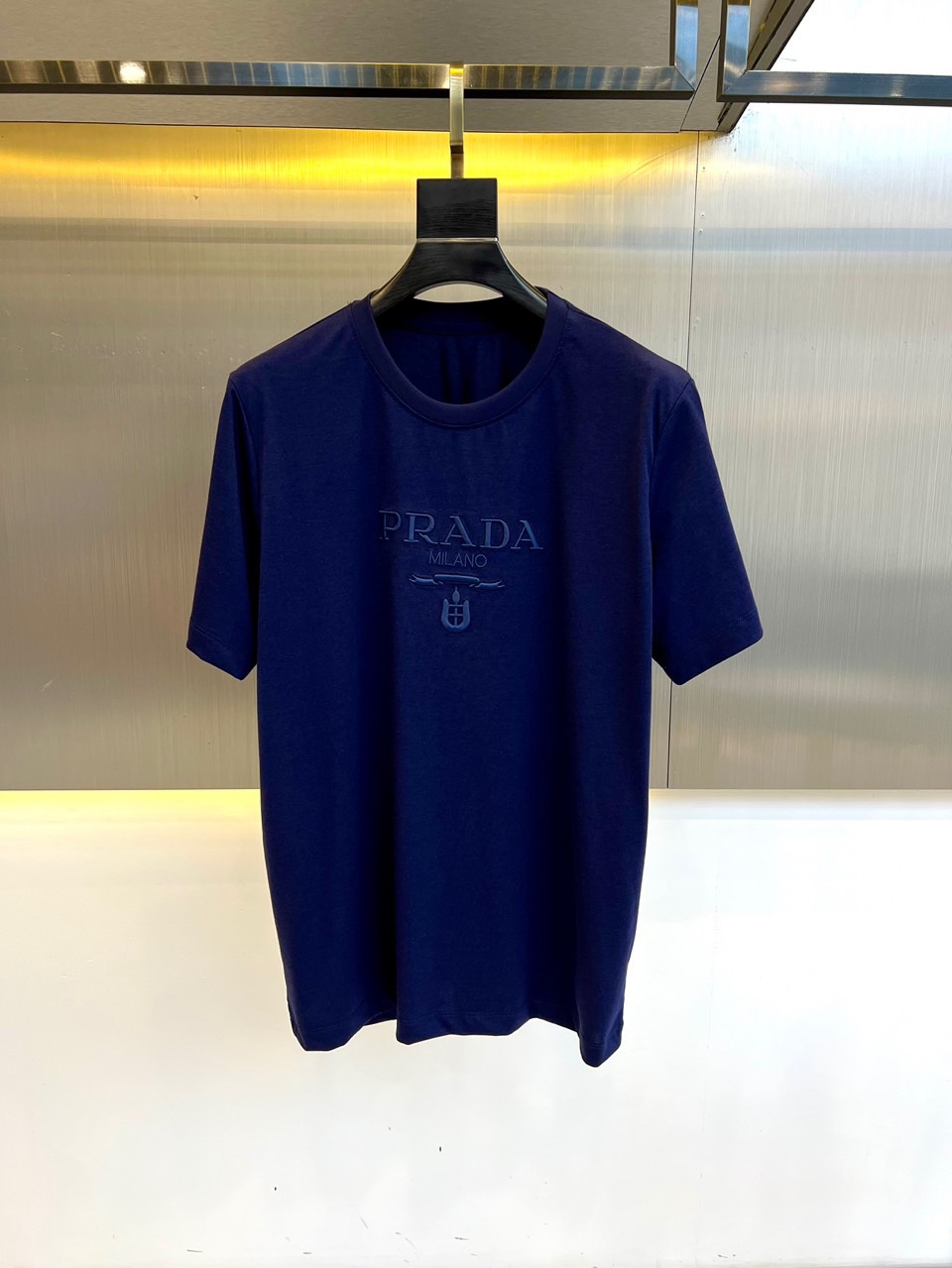シンプル ロゴ入り コットンジャージー 半袖Tシャツ プラダ Tシャツ コピー ブルー-0
