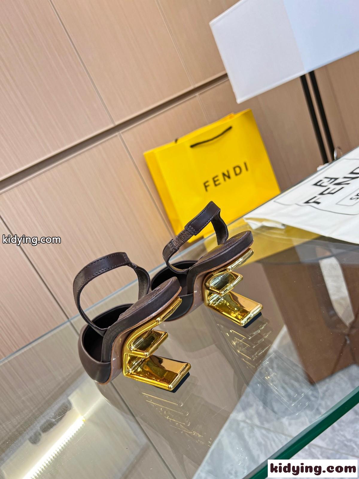洗練された フェンディ ファースト スリングバックシューズ ハイヒール コピー ダークブラウン-0