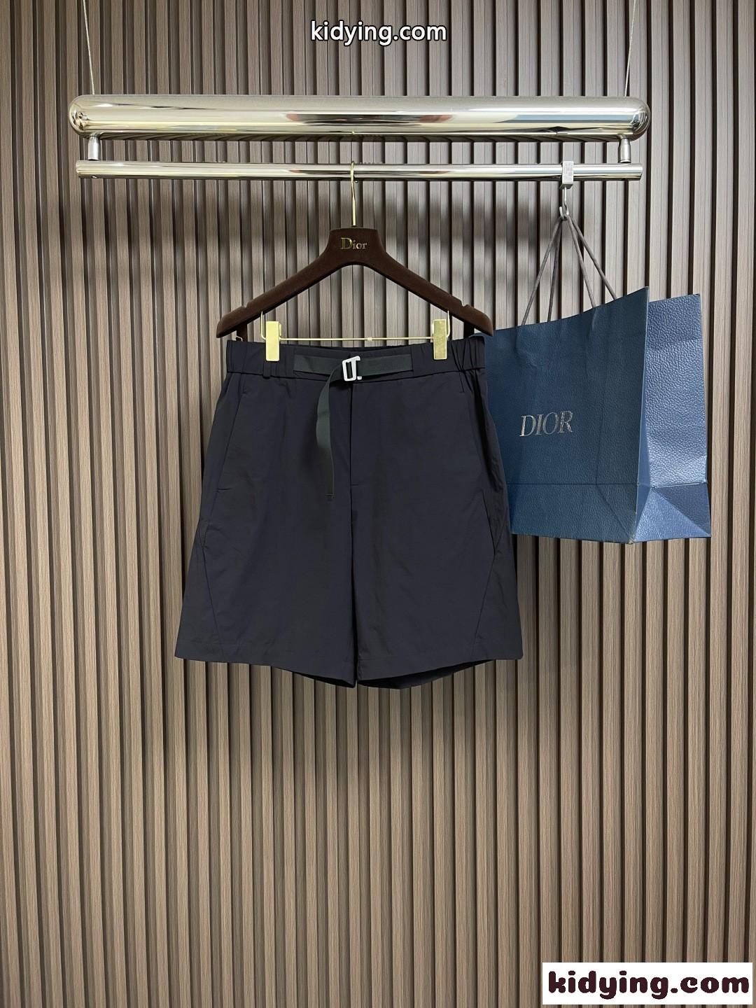 カジュアル メンズ ショートパンツ エルメネジルド・ゼニア パンツ 偽物-1