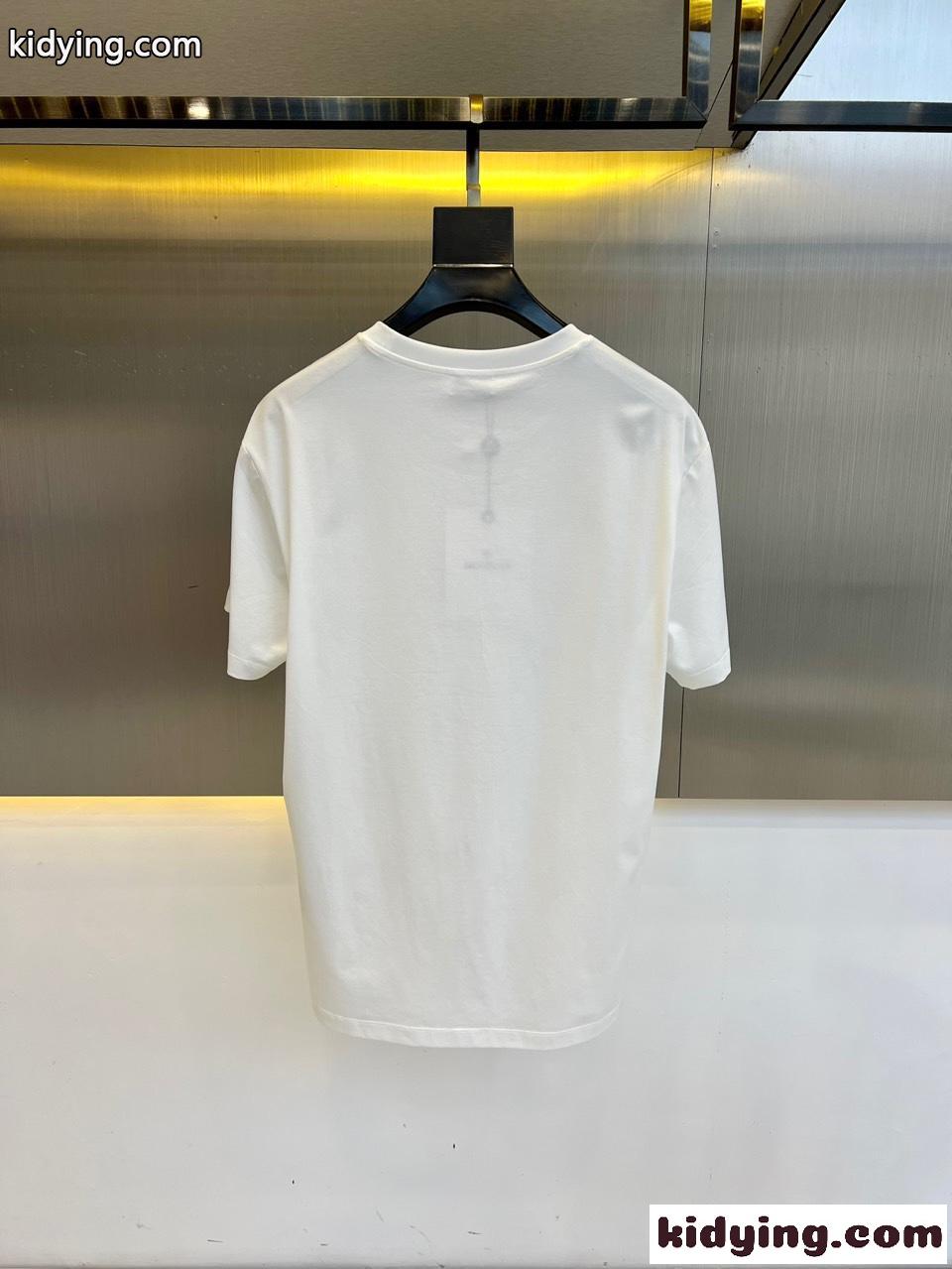 定番 カジュアル 半袖Tシャツ モンクレール Tシャツ コピー クルーネック ホワイト-3