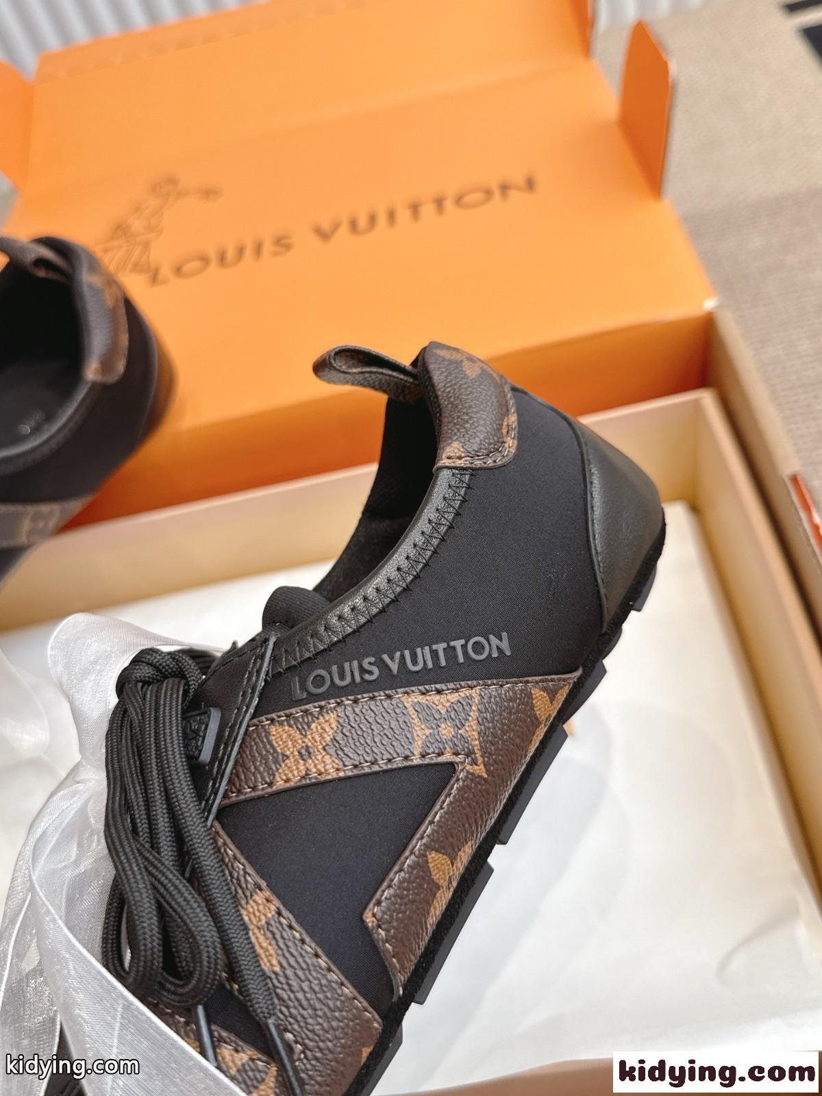モノグラム LV スニーカリーナ ルイ・ヴィトン スニーカー スーパーコピー-1
