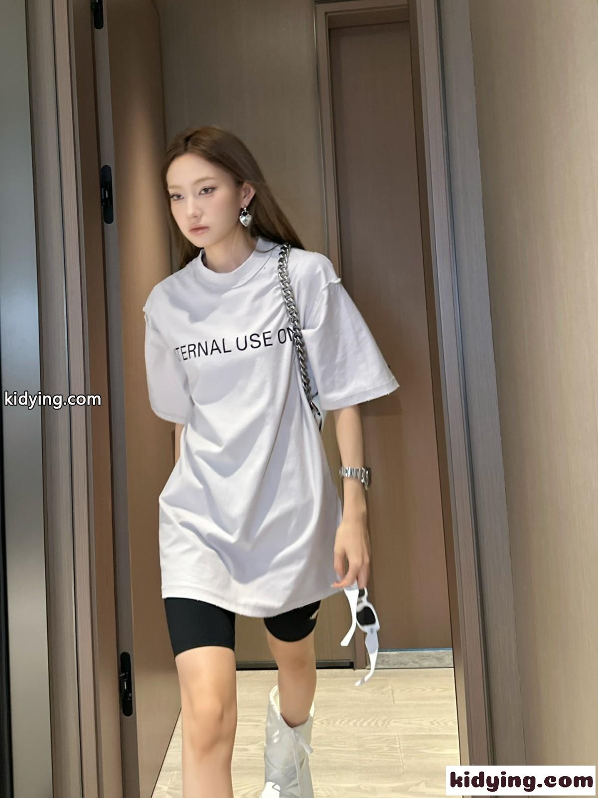 バレンシアガ Tシャツ コピー オーバーサイズ プリント半袖Tシャツ ユニセックス-4