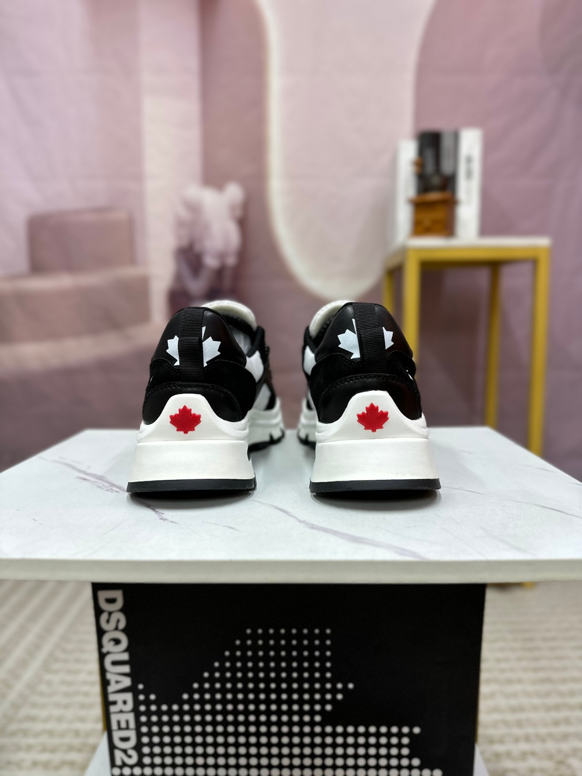 人気 おしゃれ コンフォート ディースクエアード スニーカー コピー メンズ-1