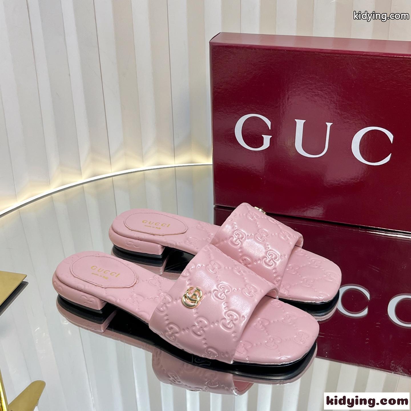 カジュアル 可愛い ダブルG付き ウィメンズ スライドサンダル グッチ サンダル スーパーコピー ピンク-0