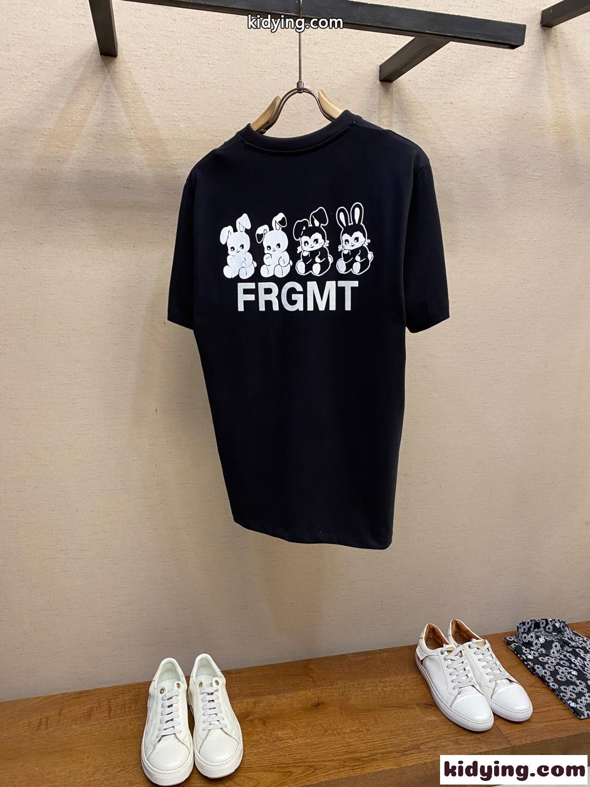 人気 Moncler x FRGMT コットン 半袖Tシャツ モンクレール Tシャツ スーパーコピー ブラック-2