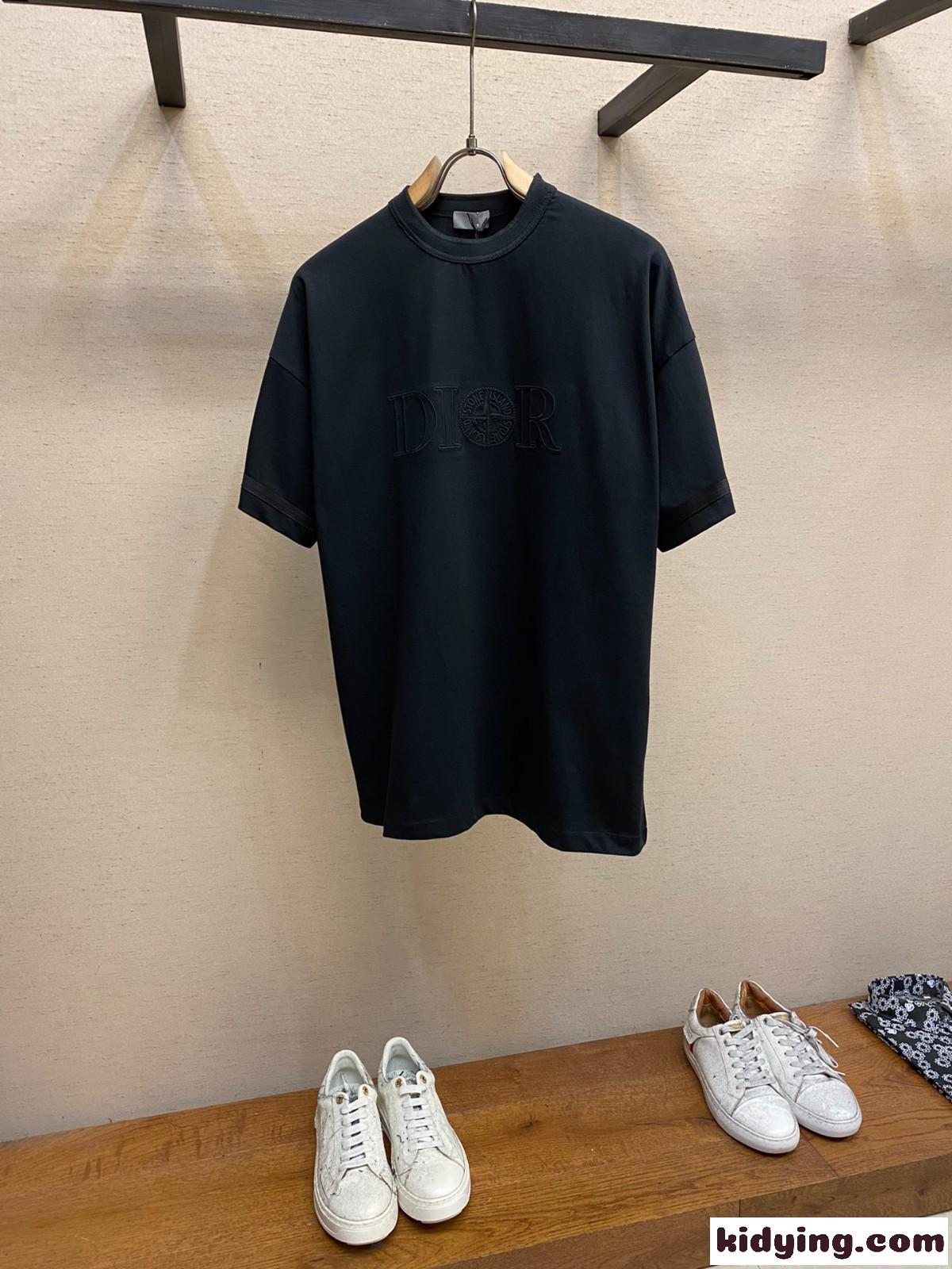 DIOR AND STONE ISLAND 半袖Tシャツ クリスチャン・ディオール Tシャツ コピー ブラック-1