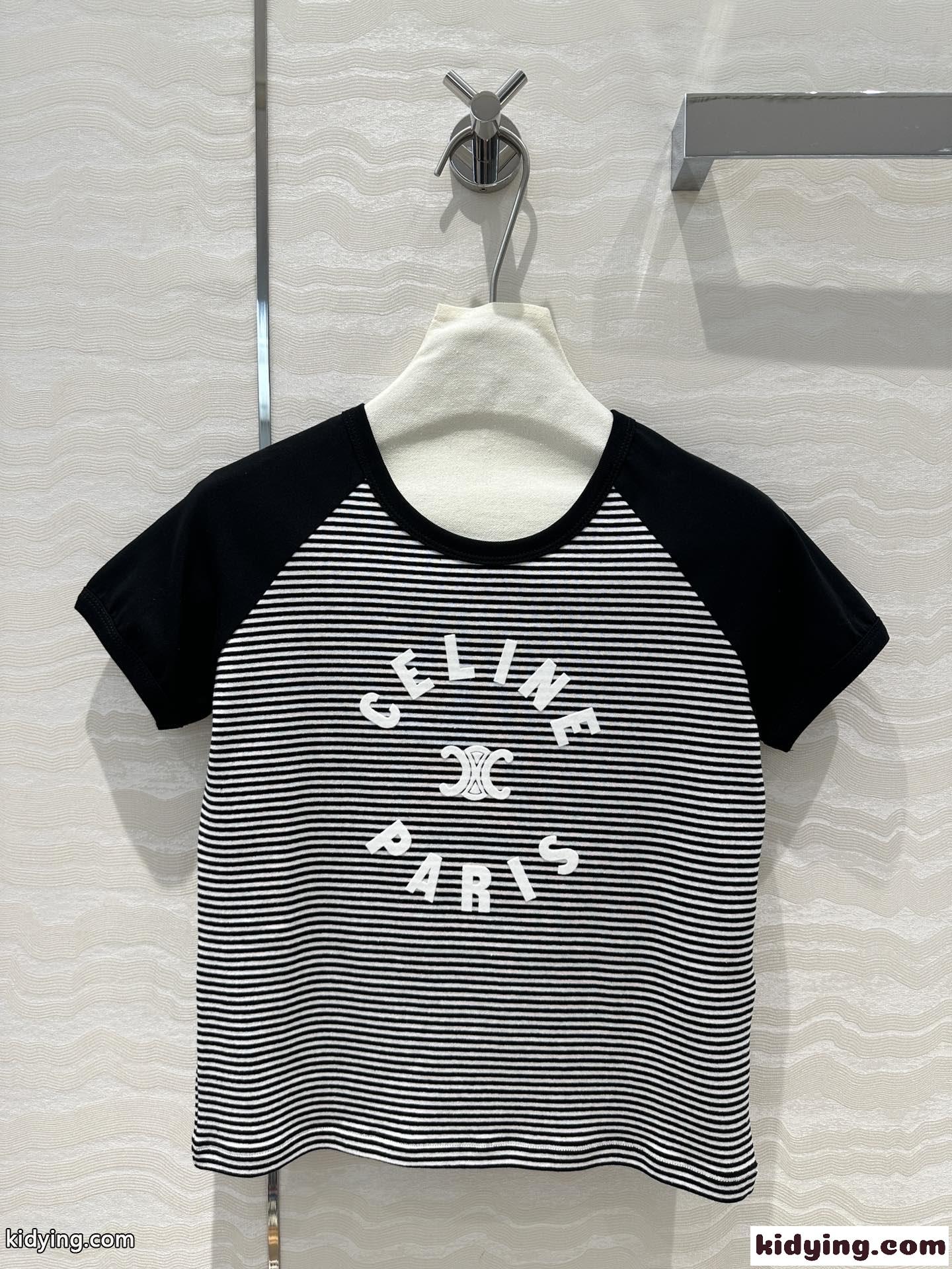 おしゃれ ロゴ入り クロップド丈 セリーヌ Tシャツ コピー 半袖Tシャツ-0