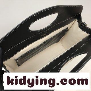 バーバリー バッグ 流行 コピー 塩は甘くて 背中に手を持ってもとてもきれいです ストリートショットを手に持ったほうがいいです-2