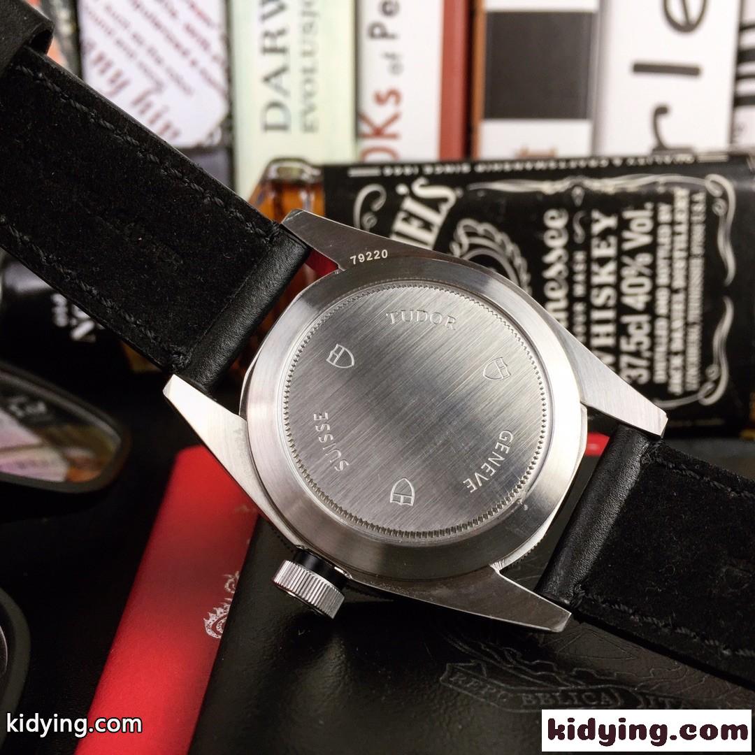 人気 42mm 自動巻き チューダー 時計 コピー メンズ 腕時計 ウォッチ おしゃれ カジュアル-4