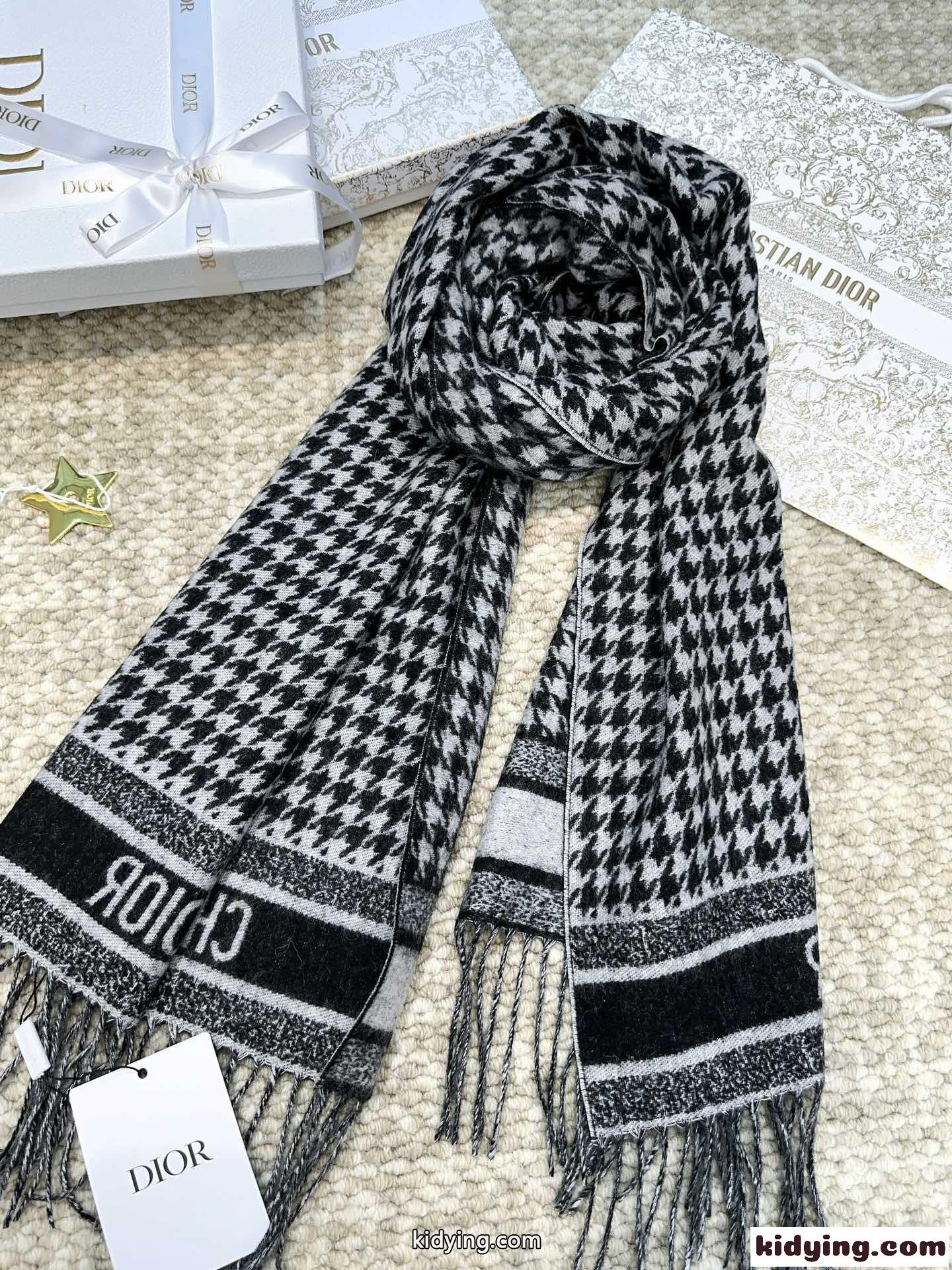 クリスチャン・ディオール 30 Montaigne マフラー コピー カシミヤマフラー-3