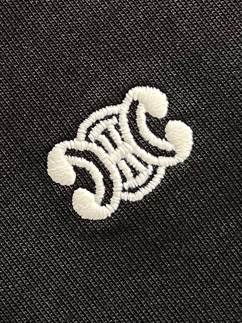 シンプル トリオンフ刺繍 長袖Tシャツ セリーヌ Tシャツ コピー 合わせやすい-3