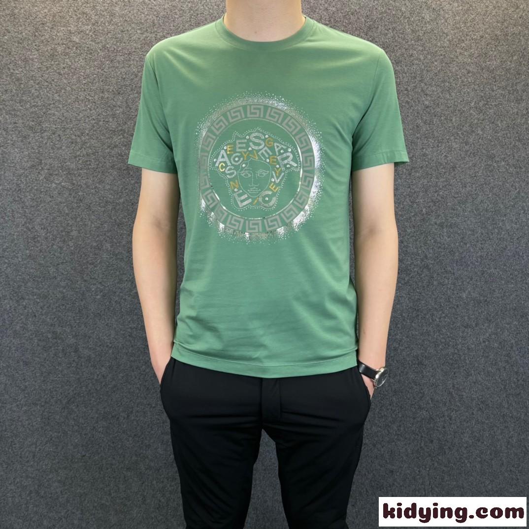 着心地いい シンプル ロゴ クルーネック メンズ ヴェルサーチェ 半袖Tシャツ コピー 春夏 トップス-2