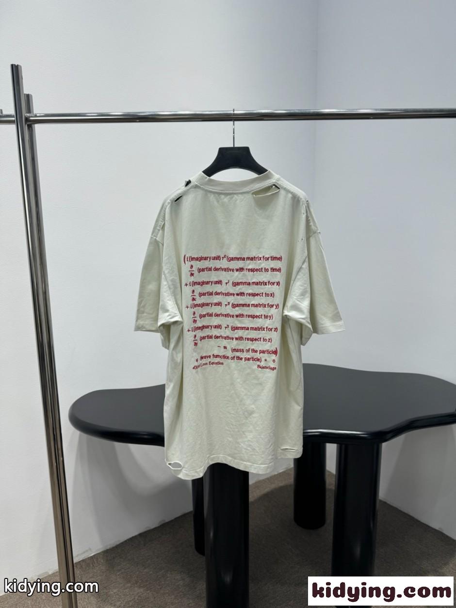バレンシアガ Tシャツ コピー ユニセックス 刺繍入り オーバーサイズ 半袖Tシャツ-2