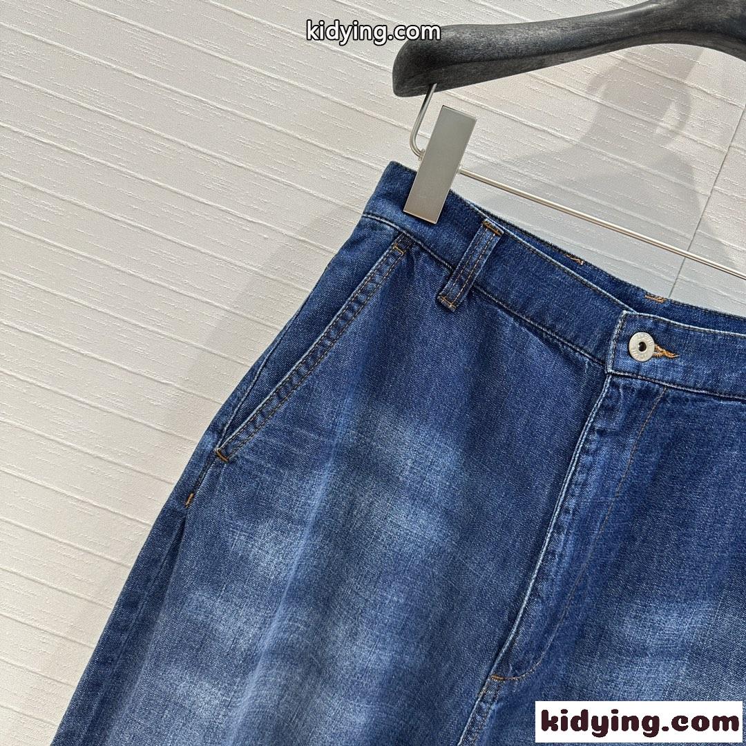 合わせやすい 着痩せ デニムパンツ ロエベ パンツ コピー ジーンズ-2
