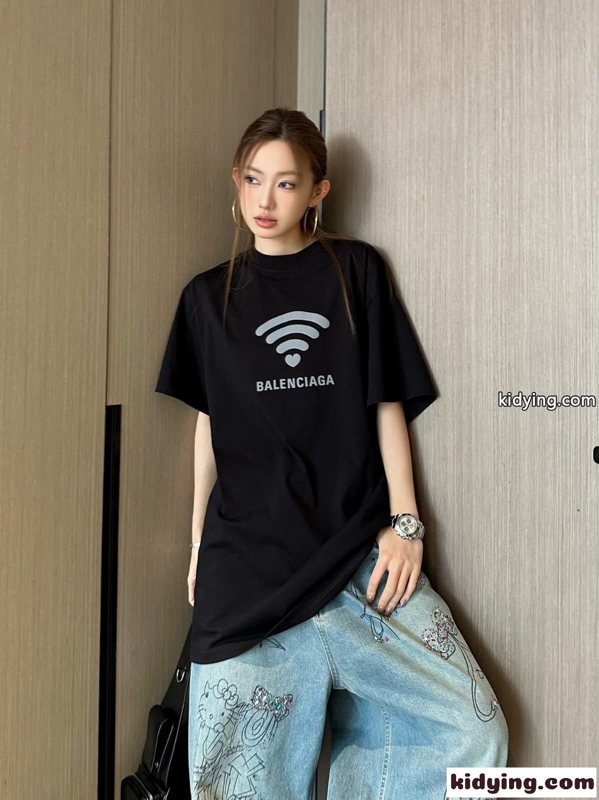 カジュアル バレンシアガ 半袖Tシャツ コピー オーバーサイズ Tシャツ ユニセックス ブラック-4