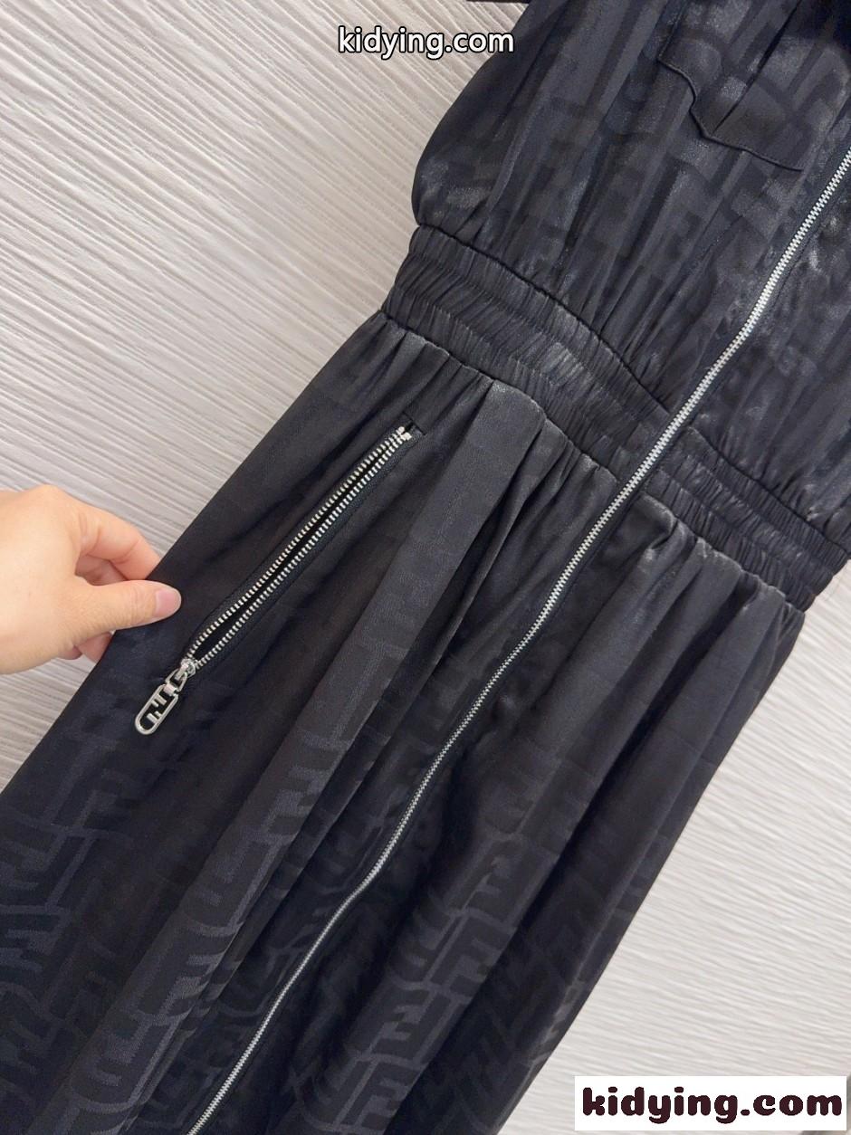 フェンディ ワンピース 偽物 FFジャガード 半袖 ジップアップワンピース ブラック-4