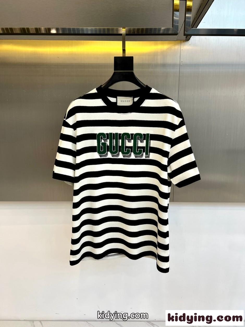 グッチ Tシャツ 偽物 クルーネック ボーダー柄 ロゴ入り 半袖Tシャツ-0