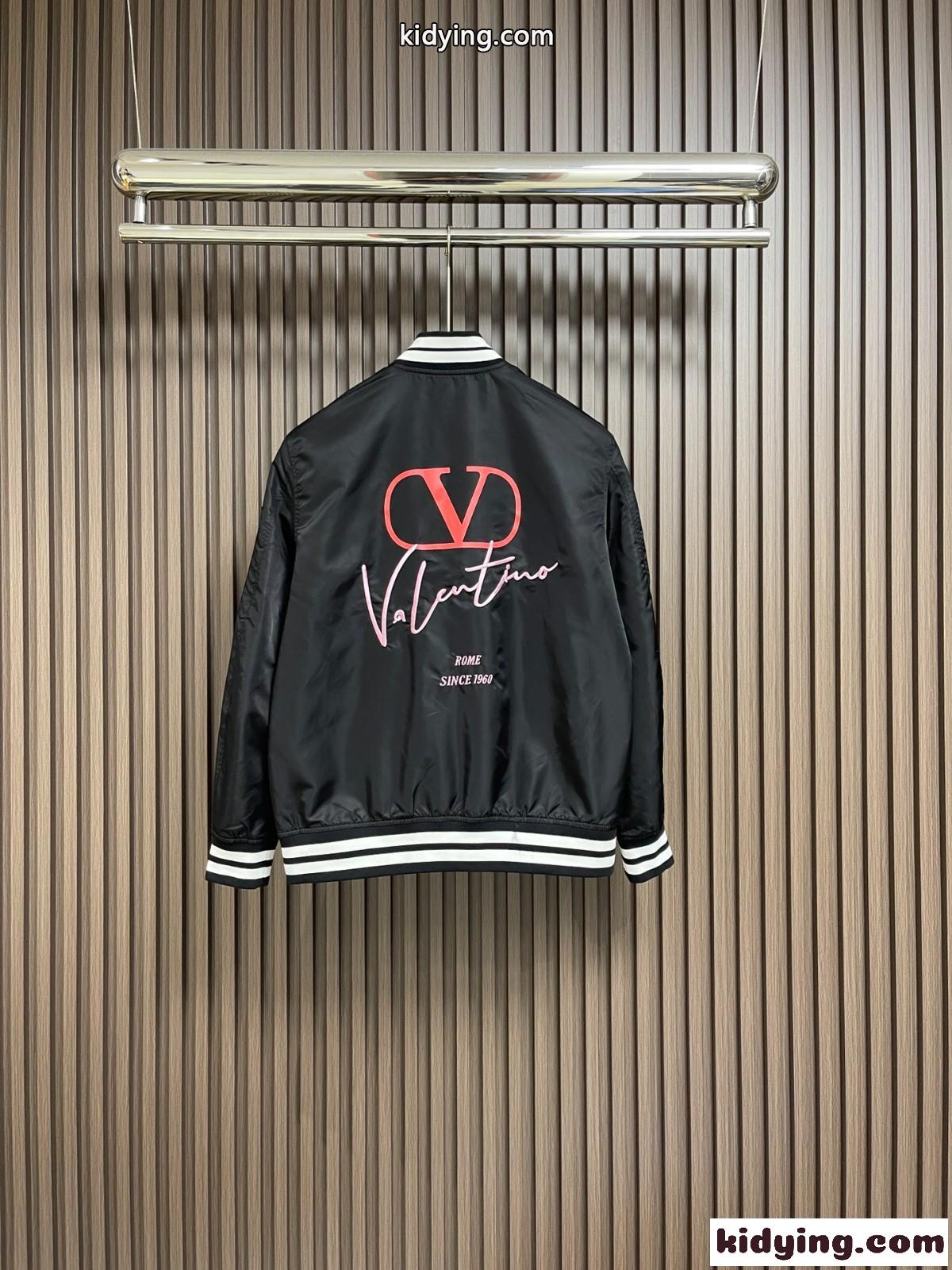 Vロゴ 刺繍入り ボンバージャケット ヴァレンティノ ジャケット コピー ブラック-1
