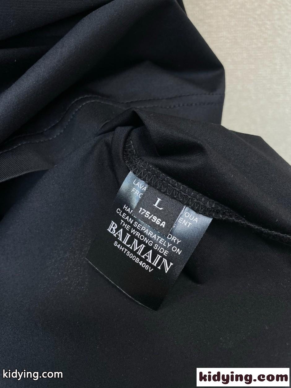 シンプル 合わせやすい ロゴ 半袖Tシャツ バルマン Tシャツ 偽物-4
