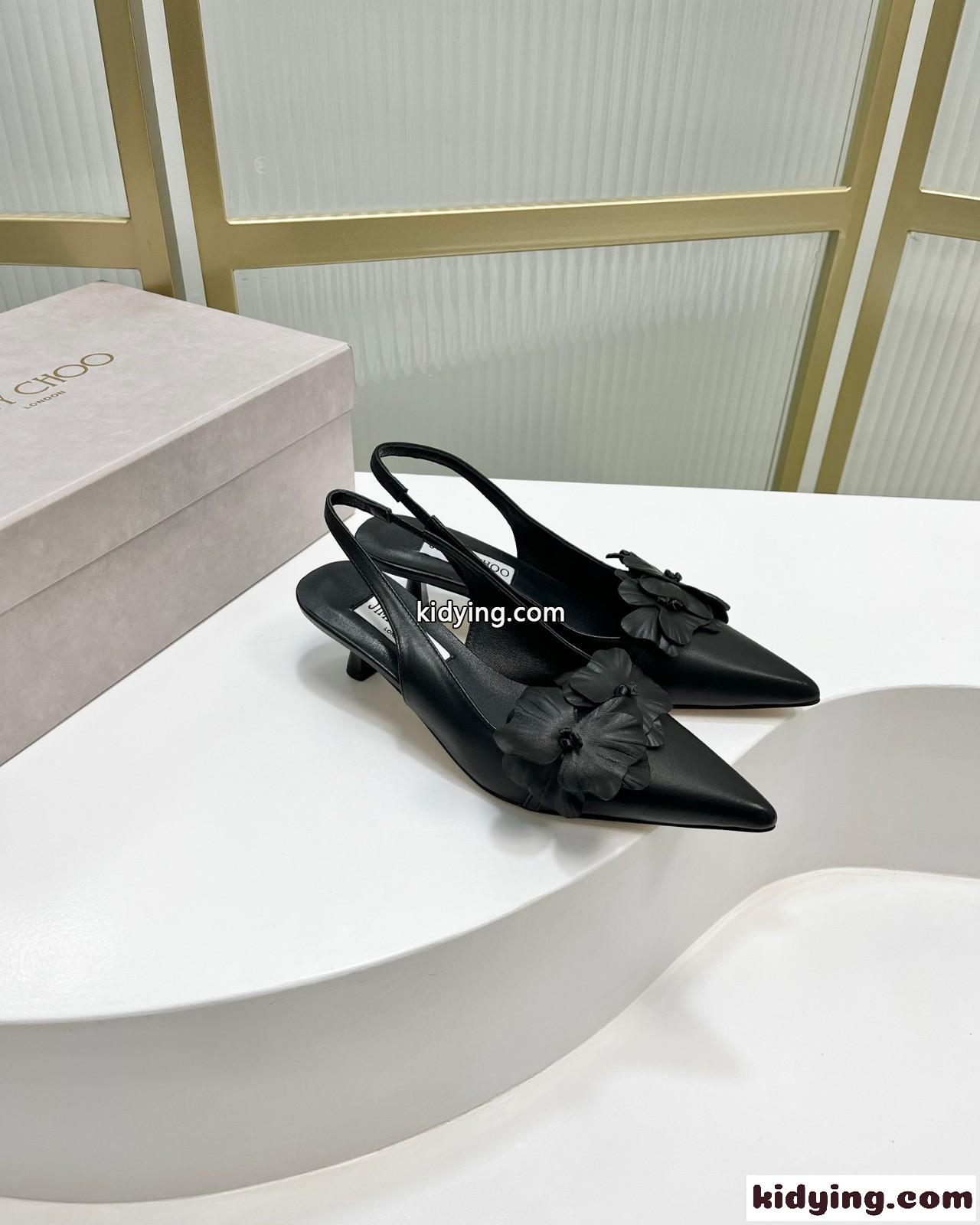 フラワー付き ナッパレザー・スリングバックパンプス ジミーチュウ パンプス コピー ブラック-2