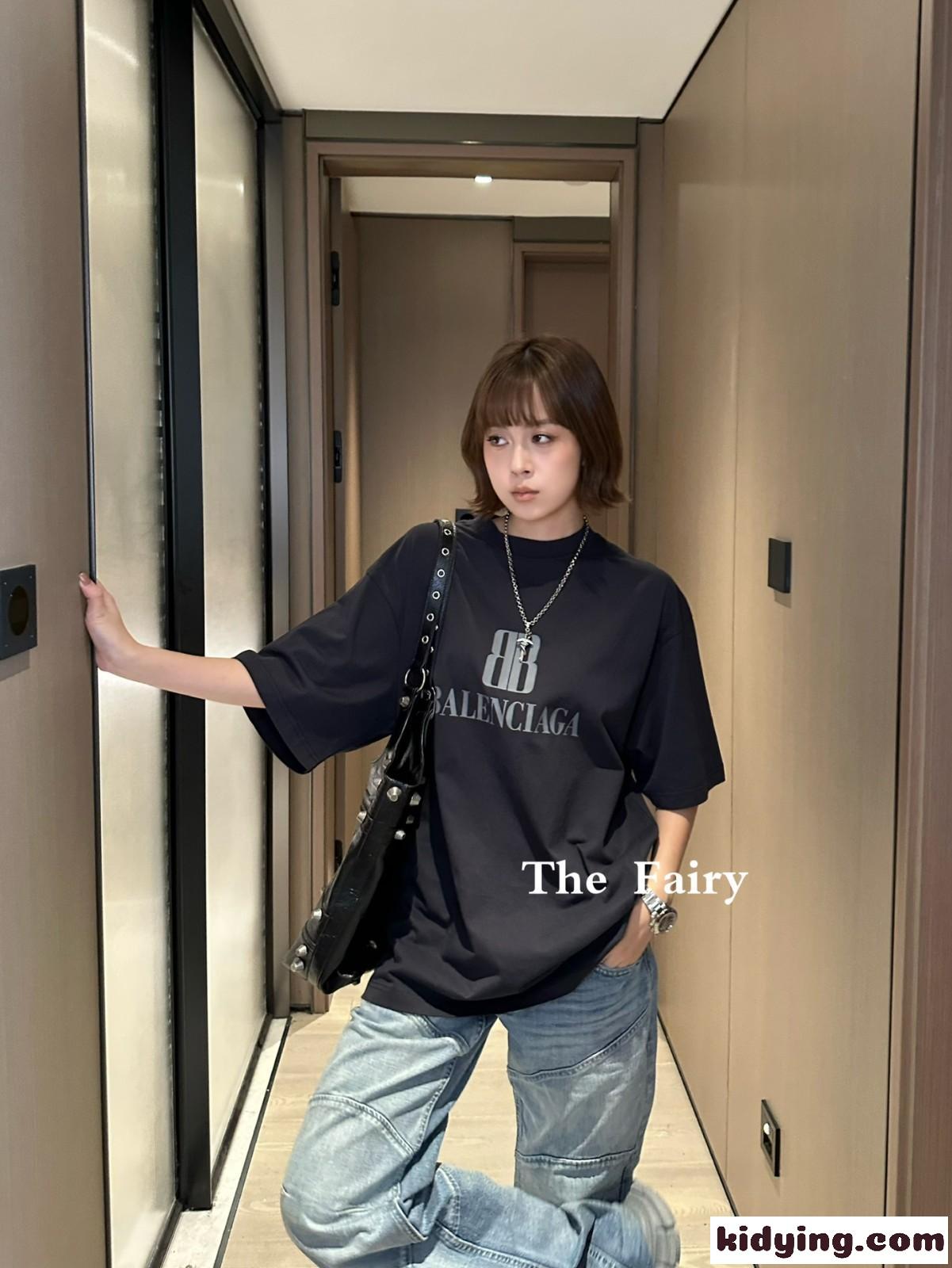 ユニセックス オーバーサイズ 半袖Tシャツ バレンシアガ Tシャツ コピー ブラック-5