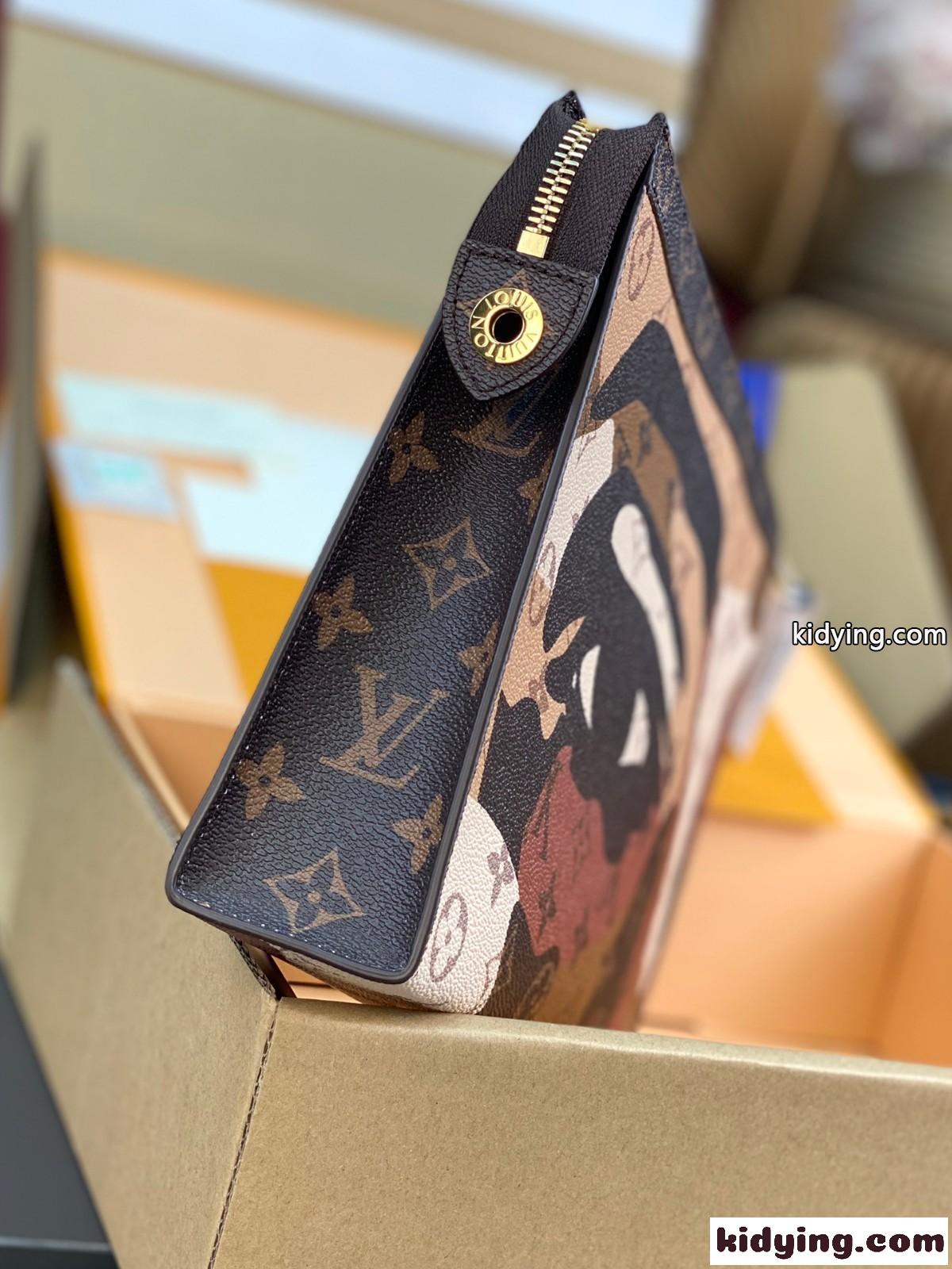 ルイヴィトン バッグ スーパーコピー M82589 ポシェット･ヴォワヤージュ MM-4