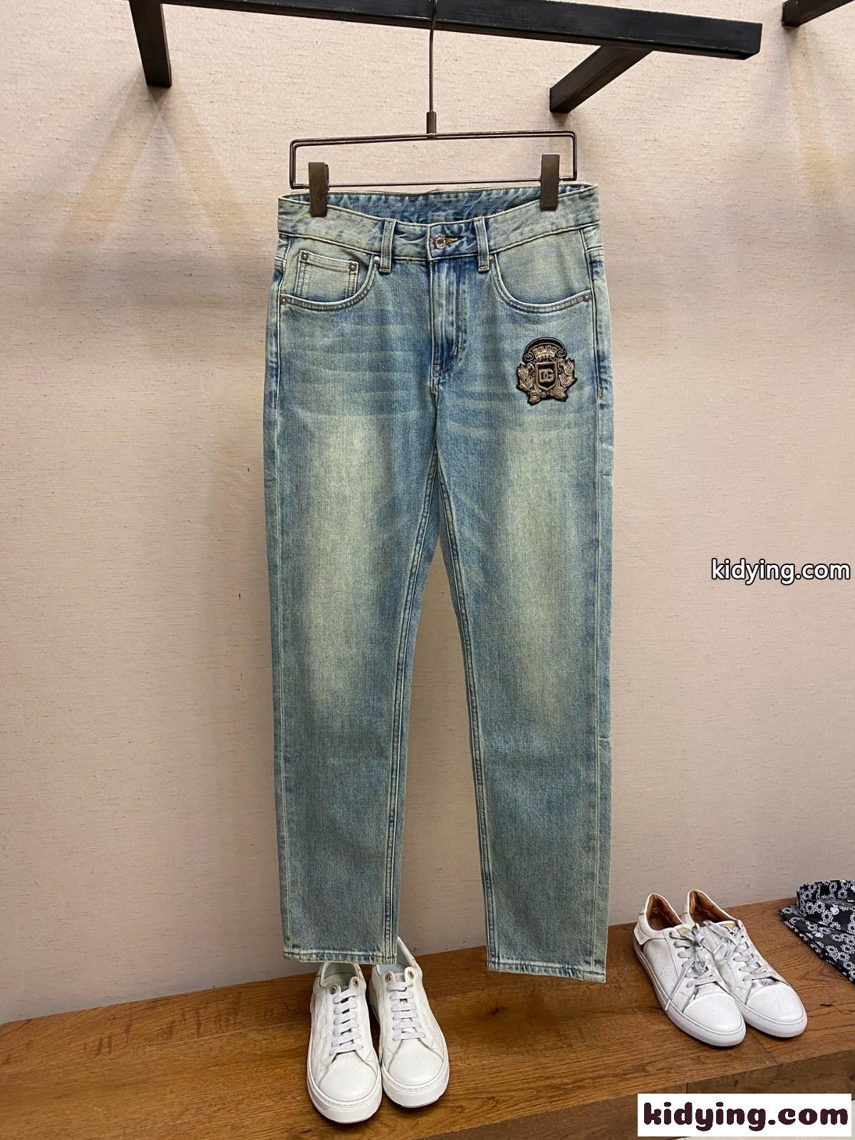 おしゃれ 合わせやすい ドルチェ&ガッバーナ ジーンズ コピー デニムパンツ-1