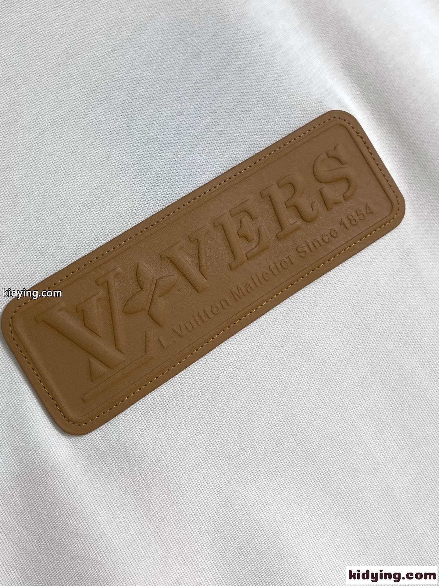 VVN パッチ ショートスリーブコットンクルーネック ルイ・ヴィトン Tシャツ コピー ホワイト-2