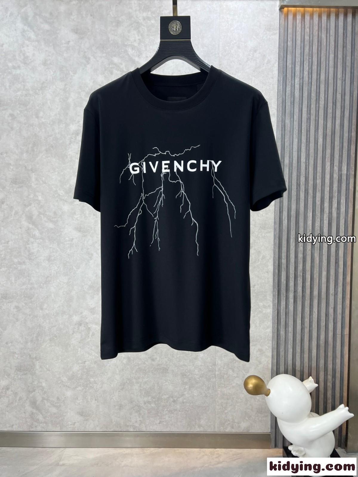 定番 合わせやすい プリント 半袖Tシャツ ジバンシィ Tシャツ 偽物 ブラック-0