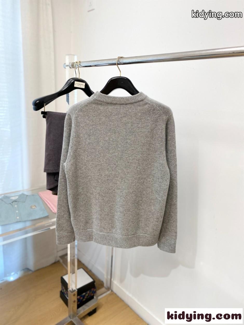 シンプル 上品 ロゴ入り クルーネックニット バーバリー セーター 偽物 グレー-4