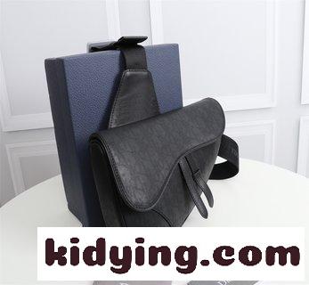 Diorディオ男性用サドルバッグ ディオール バッグ 黒コピー 独特の黒いOblique Galaxyプリント牛革を採用している-1