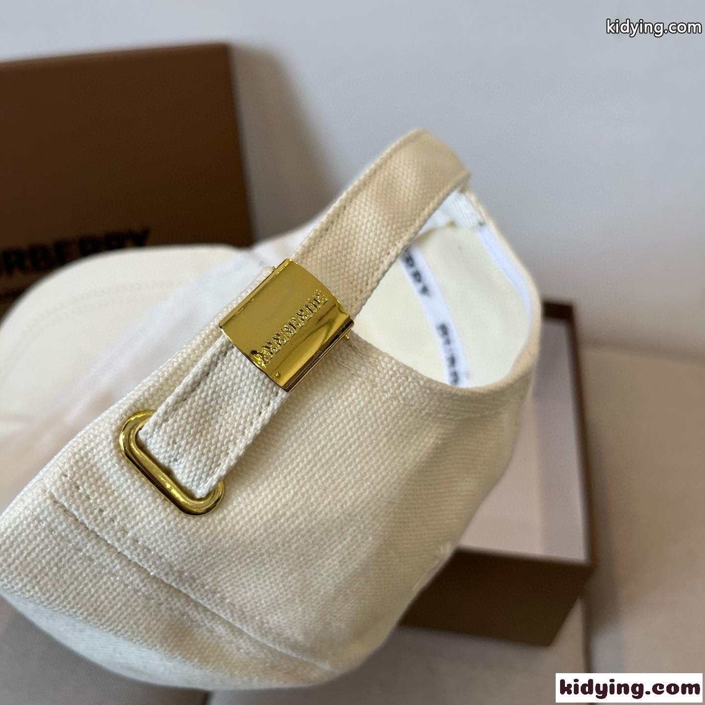 シンプル お洒落 ロゴ刺繍 ベースボールキャップ バーバリー キャップ 偽物 帽子-3