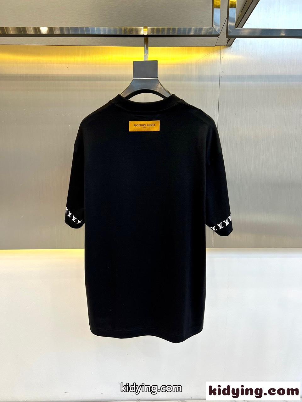 おしゃれ ロゴ ルイ・ヴィトン 半袖Tシャツ コピー クルーネック ブラック-4