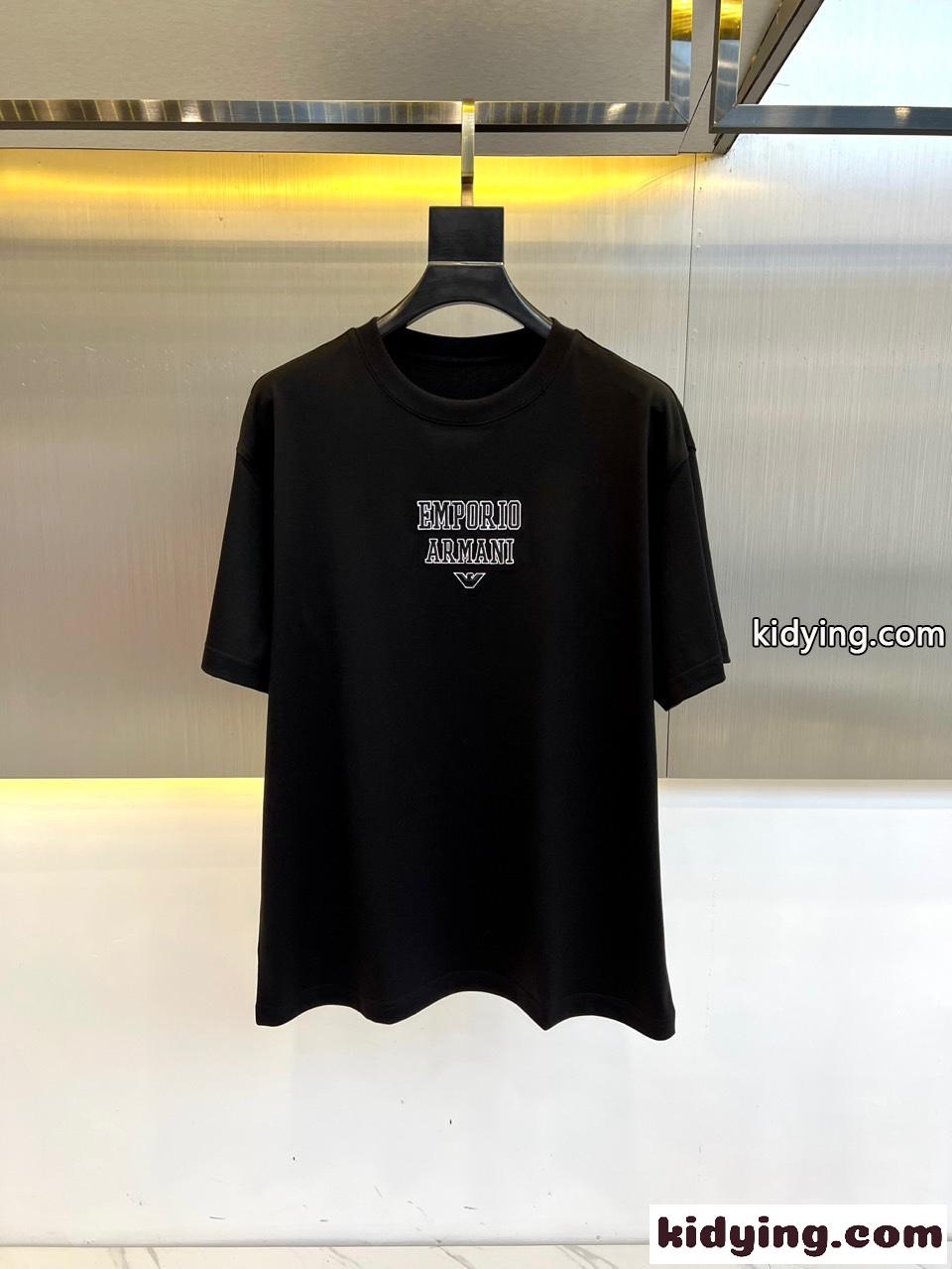 シンプル 刺繍入り アルマーニ Tシャツ コピー クルーネック ブラック-0