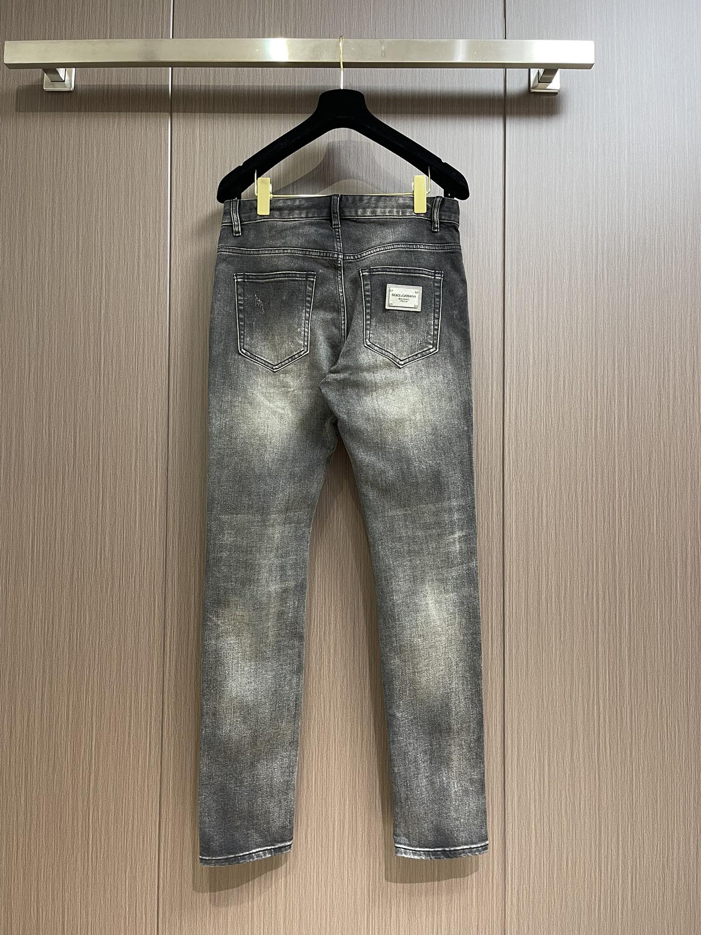 おしゃれ ドルチェ&ガッバーナ ジーンズ コピー 合わせやすい デニムパンツ-1