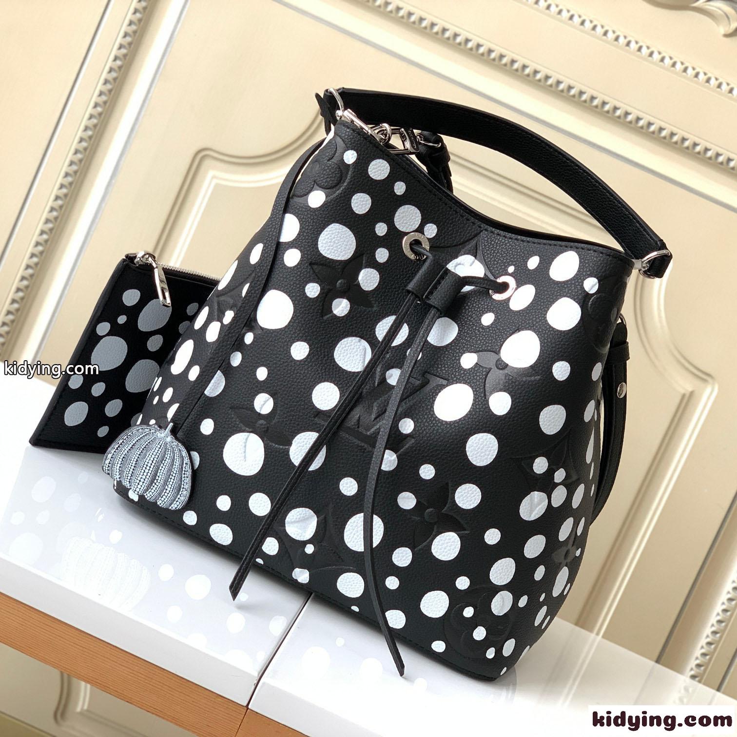 人気 新作 おしゃれ LV × YK ネオノエ BB ルイ・ヴィトン バッグ コピー バケットバッグ ブラック-0