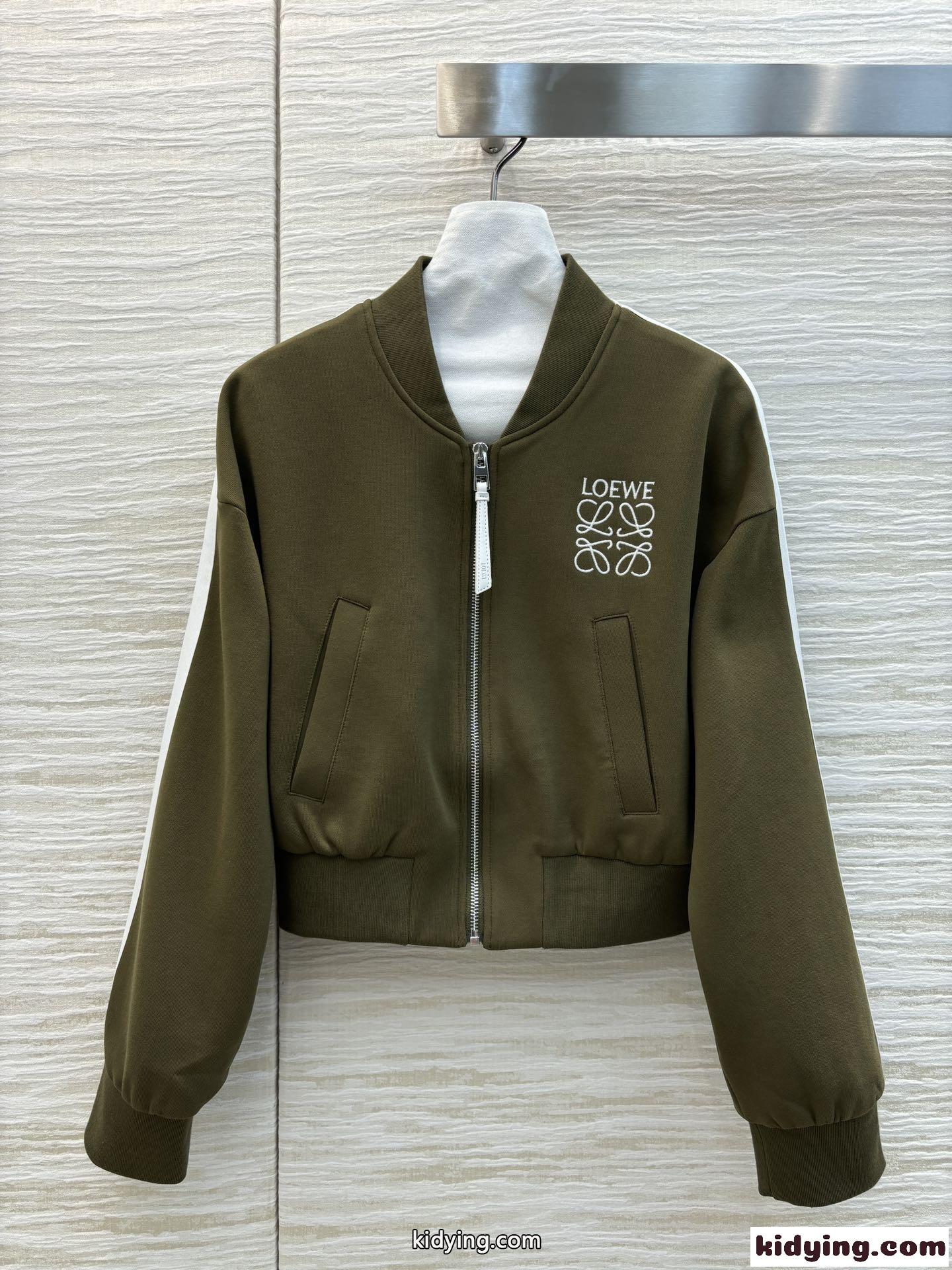 カジュアル ボンバージャケット ロエベ ジャケット コピー ショート丈-2