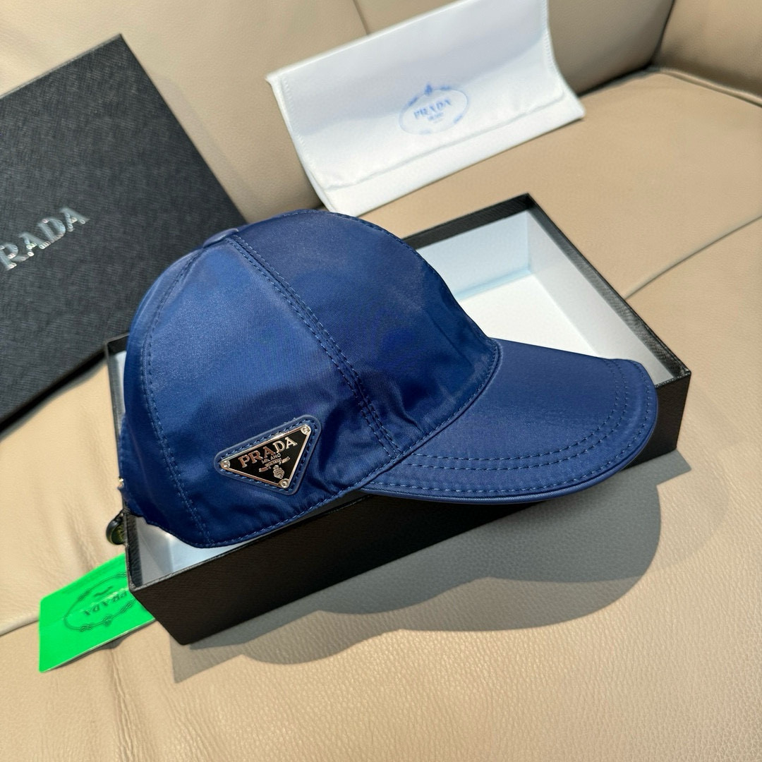 大人気!シンプル 上品 ベースボールキャップ プラダ キャップ 偽物 ブルー-1