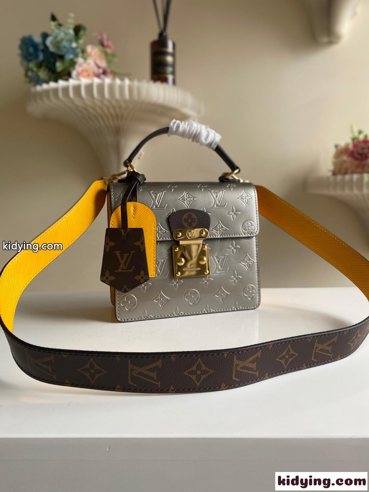LOUIS VUITTON ルイヴィトン M90376 ヴェルニ スプリングストリート PM スーパーコピー シルバー-1