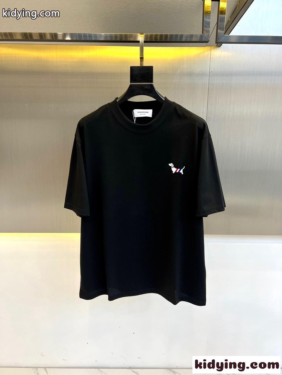 シンプル 刺繍入り トムブラウン Tシャツ コピー クルーネック 半袖Tシャツ ブラック-0