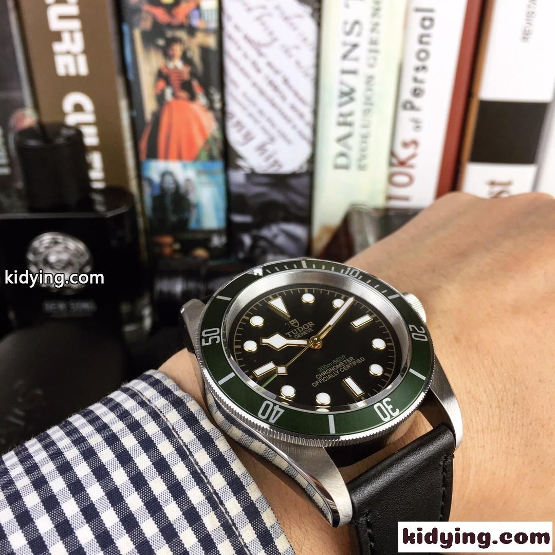 人気 42mm 自動巻き チューダー 時計 コピー メンズ 腕時計 ウォッチ おしゃれ カジュアル-0