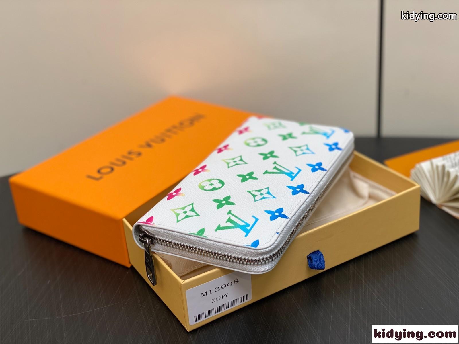 LV ジッピーウォレット・ホリゾンタル ルイヴィトン スーパーコピー M13908-0