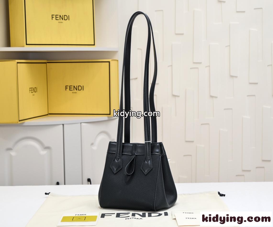 Fendi Origami スモール ブラックレザー 変形ミニバッグ フェンディ バッグ コピー-1