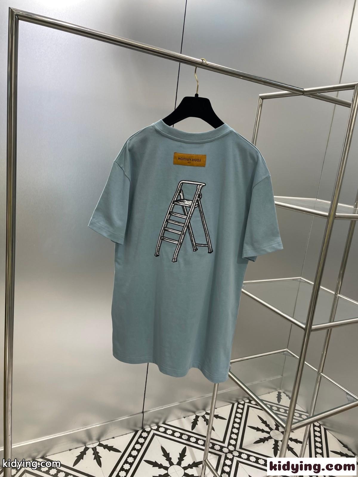 23SS新作 カジュアル ゆったり 刺繍入り ルイヴィトン Tシャツ コピー 半袖 トップス-2