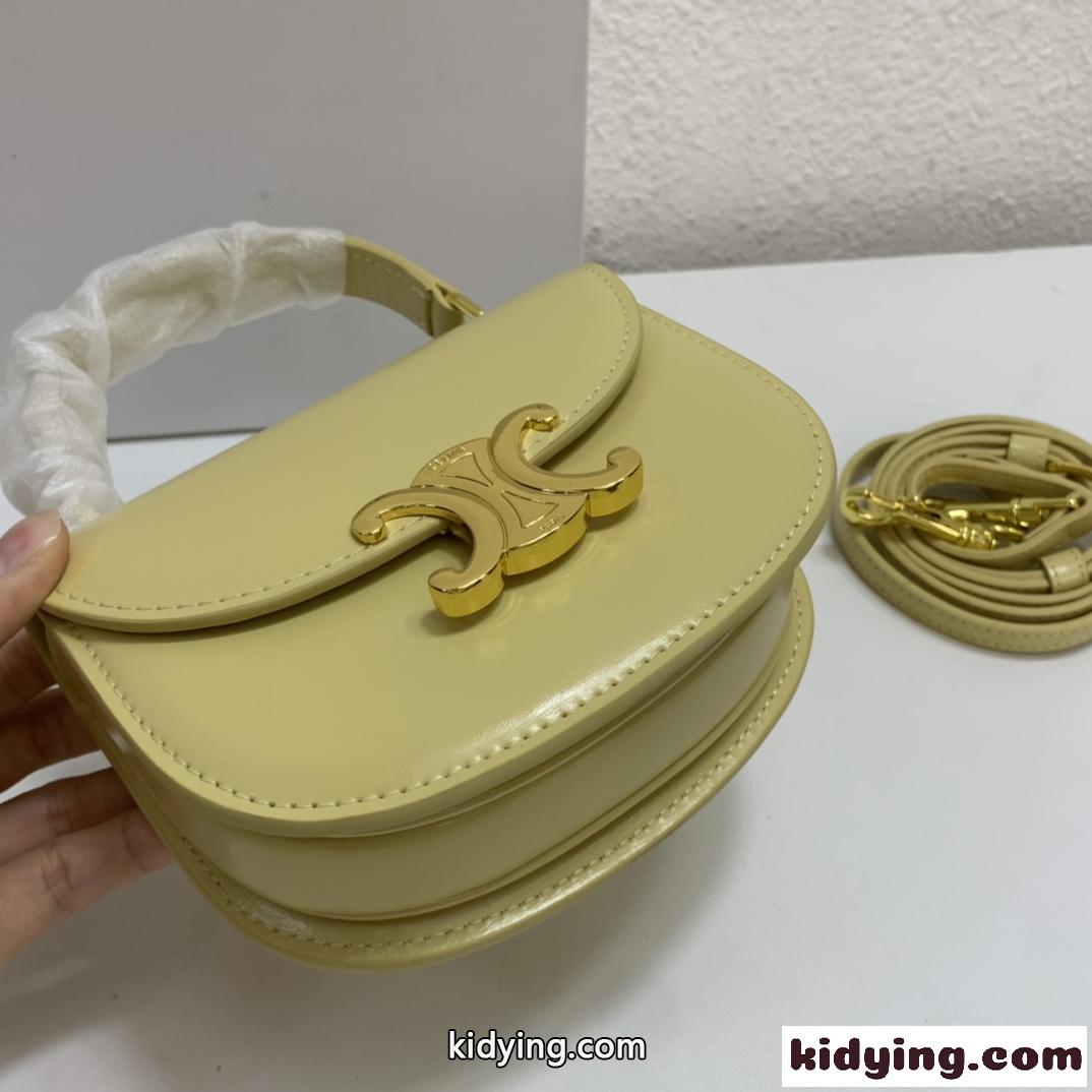 セリーヌ バッグ コピー 人気 ミニ ブザス トリオンフ カーフスキン ショルダーバッグ-0