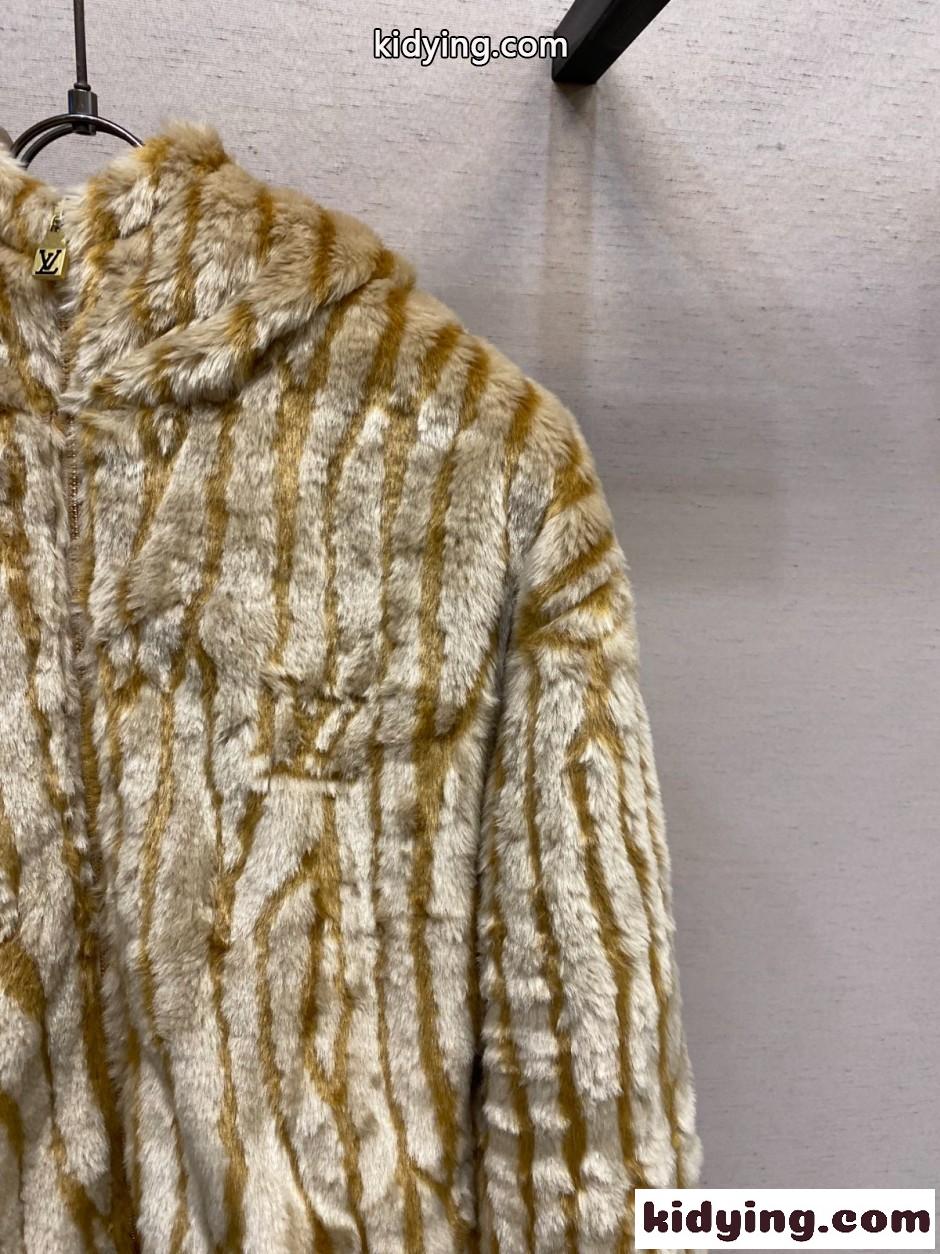ふわふわ エピ フリース フーデッドブルゾン ルイ・ヴィトン ジャケット コピー-2